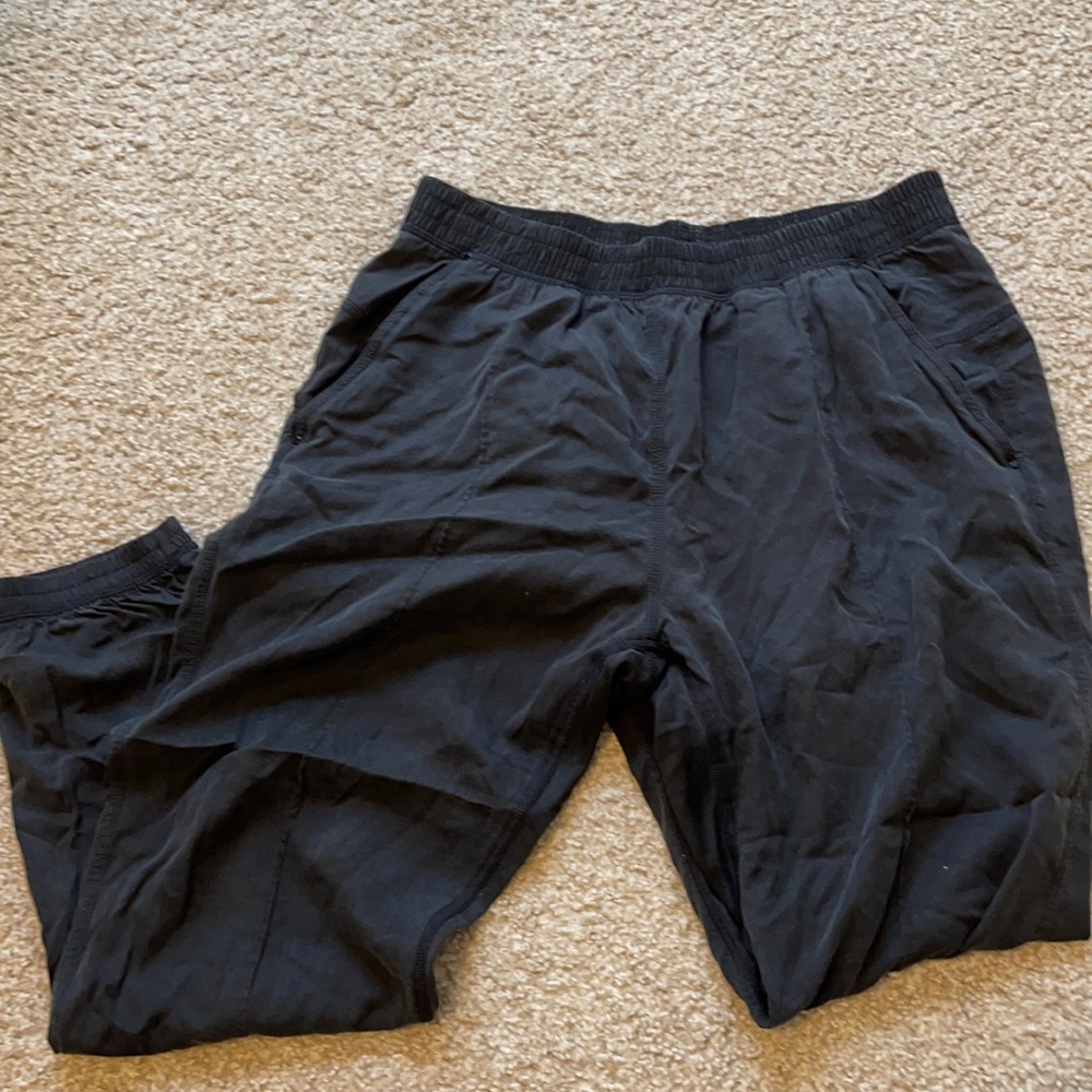 Lululemon airport joggers